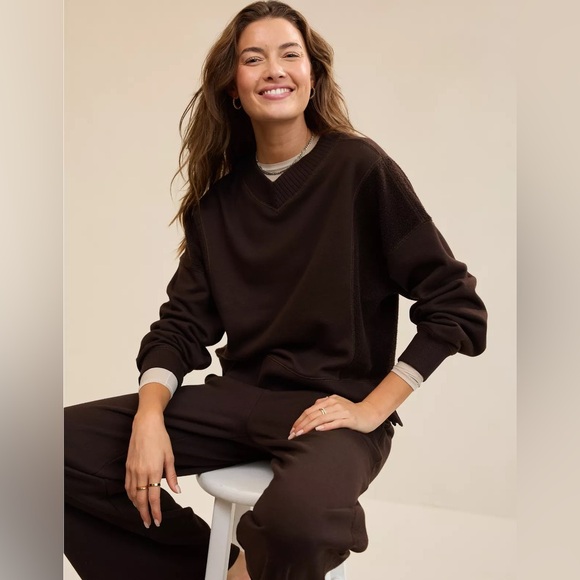 aerie Other - Aerie Après-Chill Sweatshirt and Trouser Set